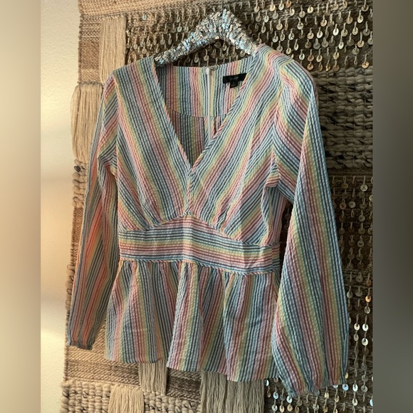 ๐ J Crew NWT rainbow seersucker stripe top sz 4 ๐ - Picture 6 of 7